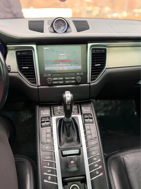 2018 Porsche Macan - Image 13 of 13