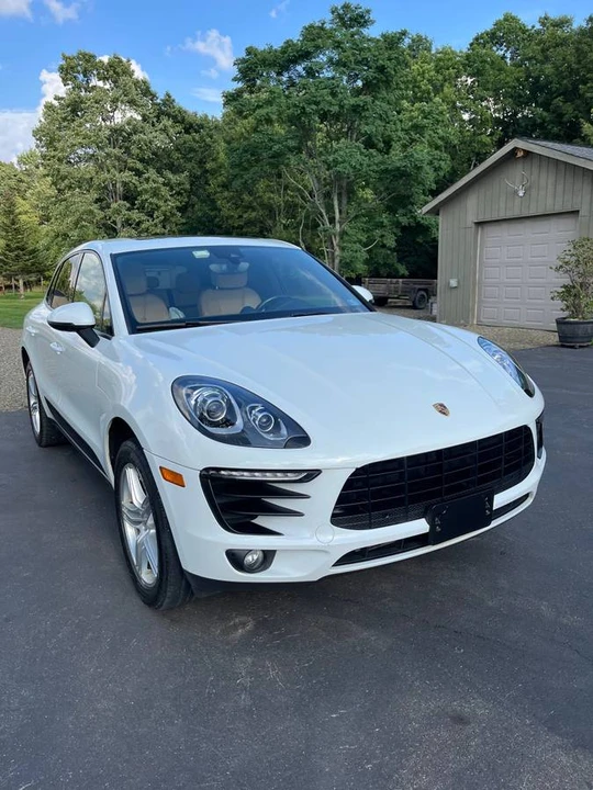 2018 Porsche Macan - Image 13 of 14