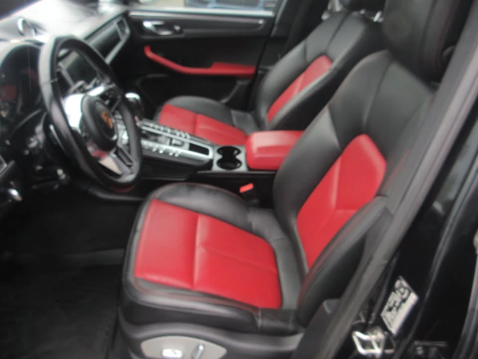 2018 Porsche Macan - Image 16 of 20