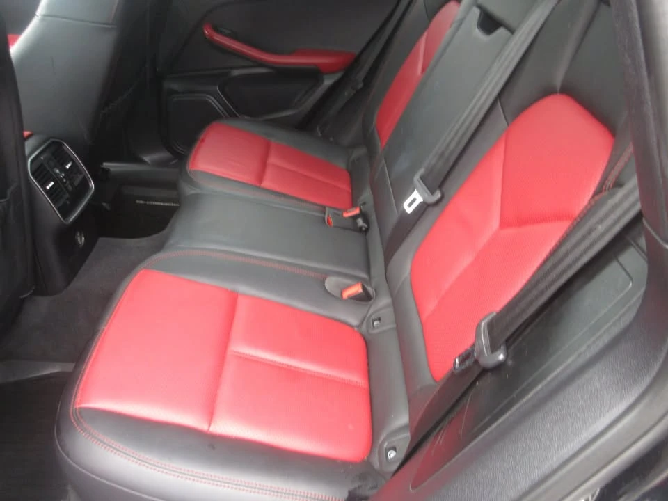 2018 Porsche Macan - Image 13 of 20
