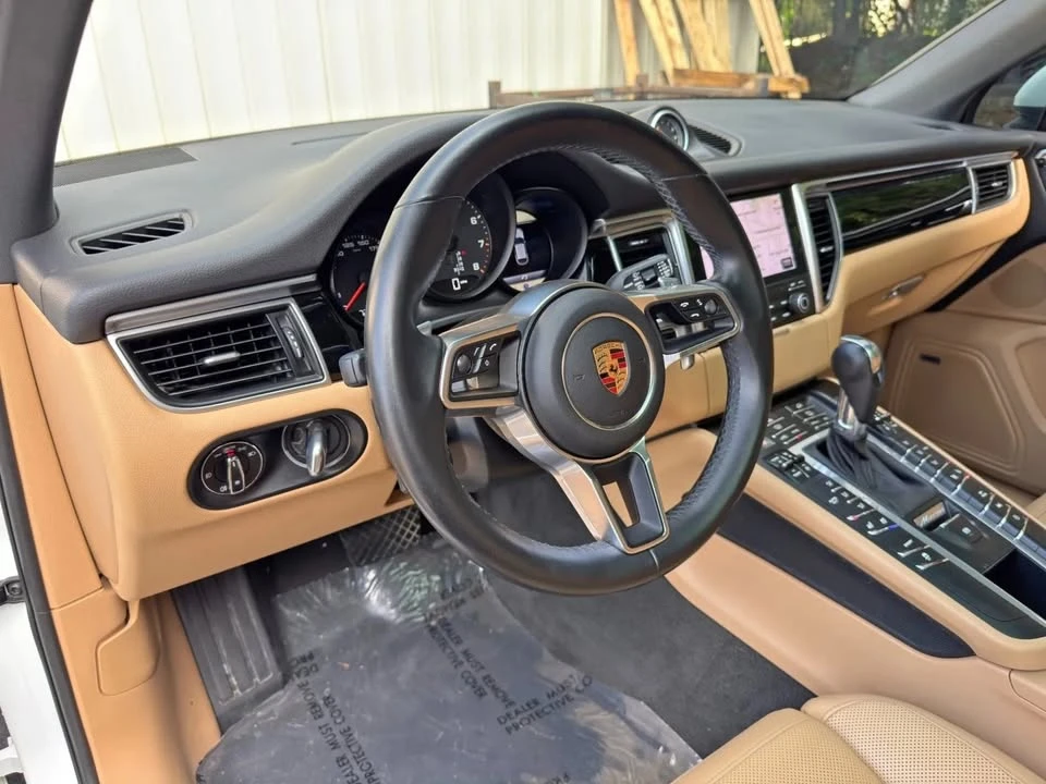 2018 Porsche Macan - Image 5 of 20