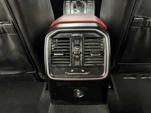 2018 Porsche Macan - Image 14 of 19