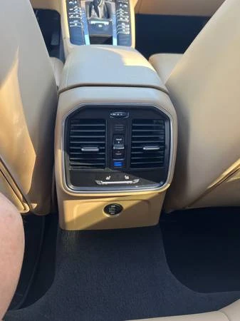 2018 Porsche Macan - Image 19 of 21