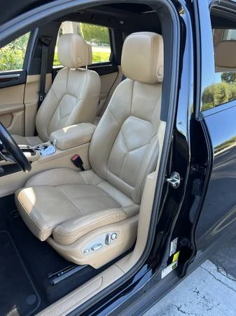 2018 Porsche Macan - Image 8 of 21
