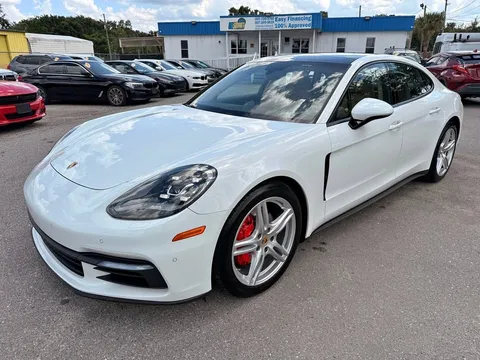 2018 Porsche Panamera 4 Executive AWD