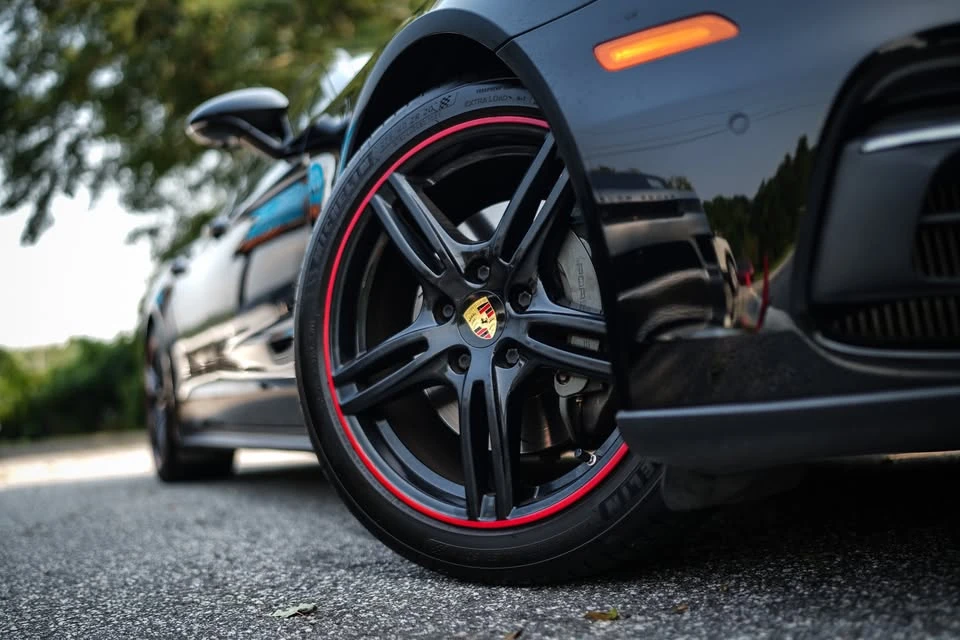 2018 Porsche 971 Panamera 4S - Image 2 of 20