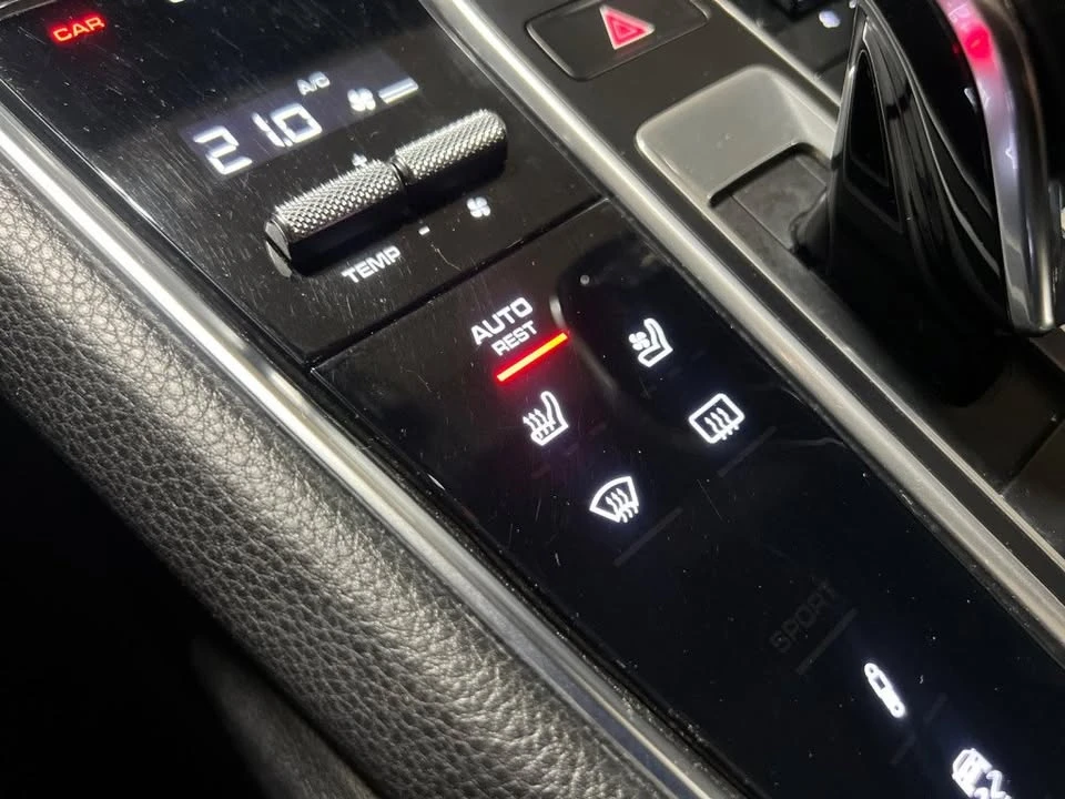 2018 Porsche 971 Panamera 4S - Image 14 of 19