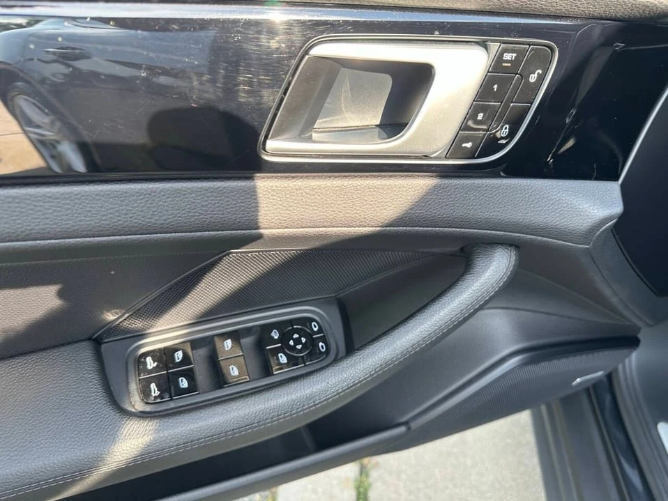 2018 Porsche 971 Panamera - Image 13 of 20