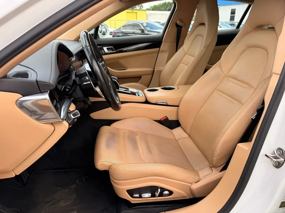 2018 Porsche 971 Panamera - Image 8 of 16