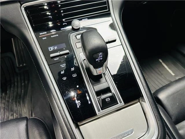 2018 Porsche 971 Panamera - Image 18 of 19