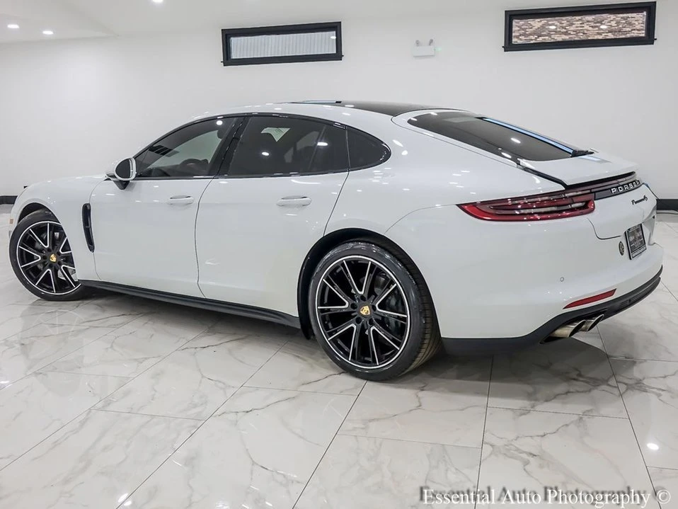 2018 Porsche 971 Panamera - Image 15 of 18