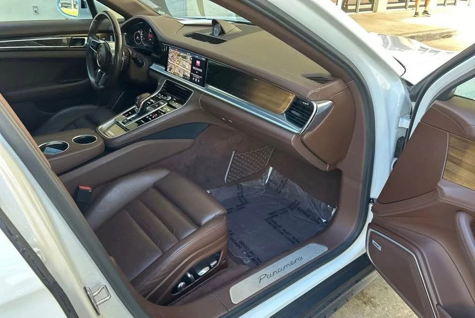 2018 Porsche 971 Panamera - Image 8 of 12