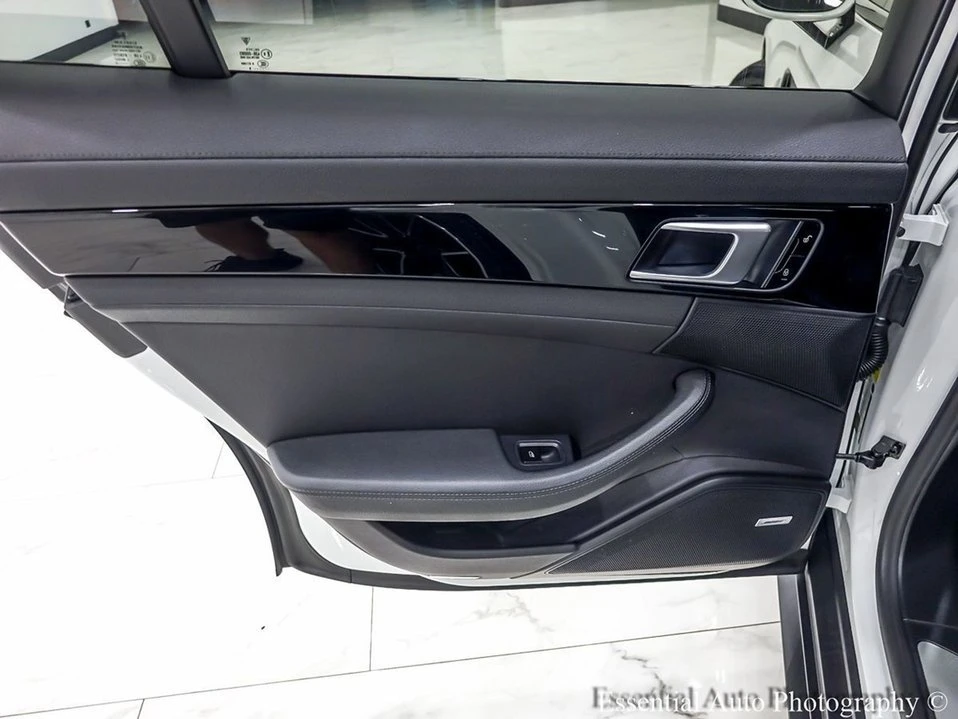 2018 Porsche 971 Panamera - Image 5 of 18