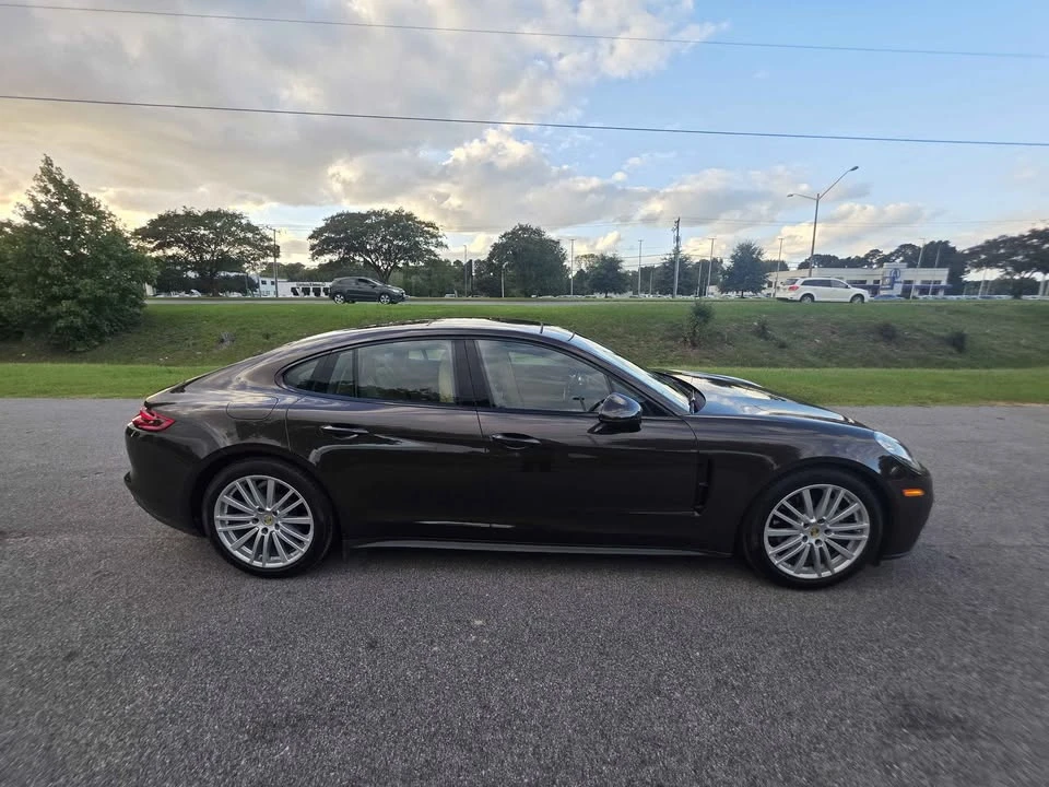 2018 Porsche 971 Panamera - Image 8 of 13