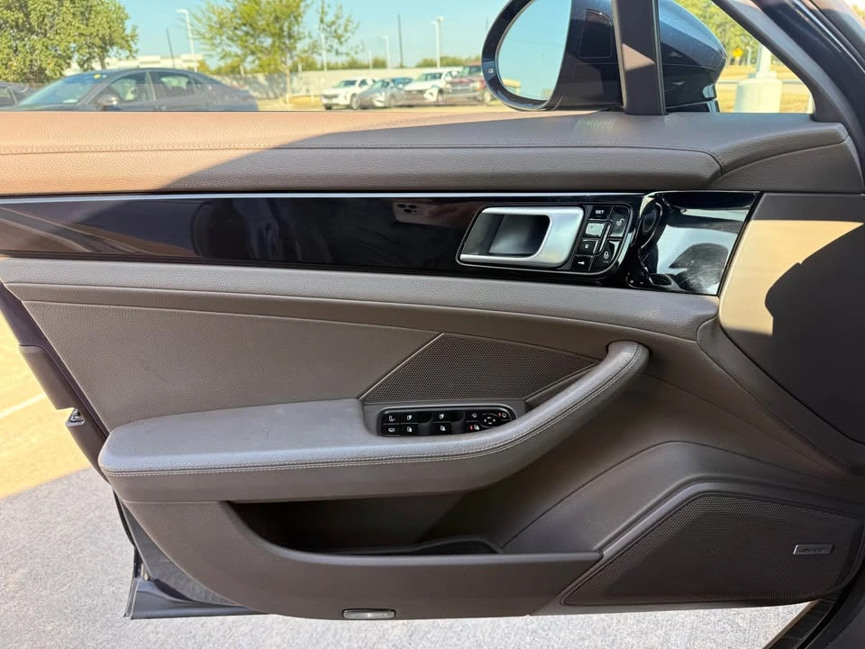 2018 Porsche 971 Panamera - Image 6 of 19