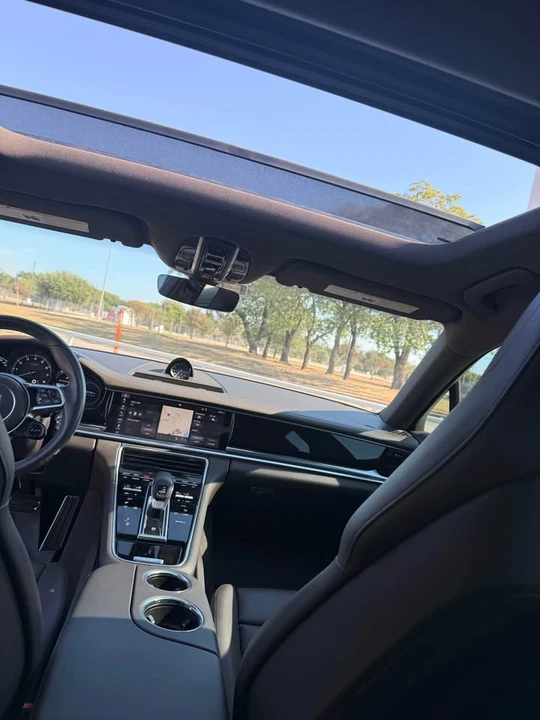 2018 Porsche 971 Panamera - Image 14 of 19
