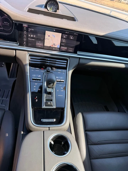 2018 Porsche 971 Panamera - Image 10 of 19