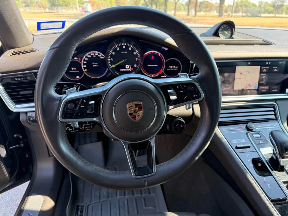 2018 Porsche 971 Panamera - Image 8 of 19