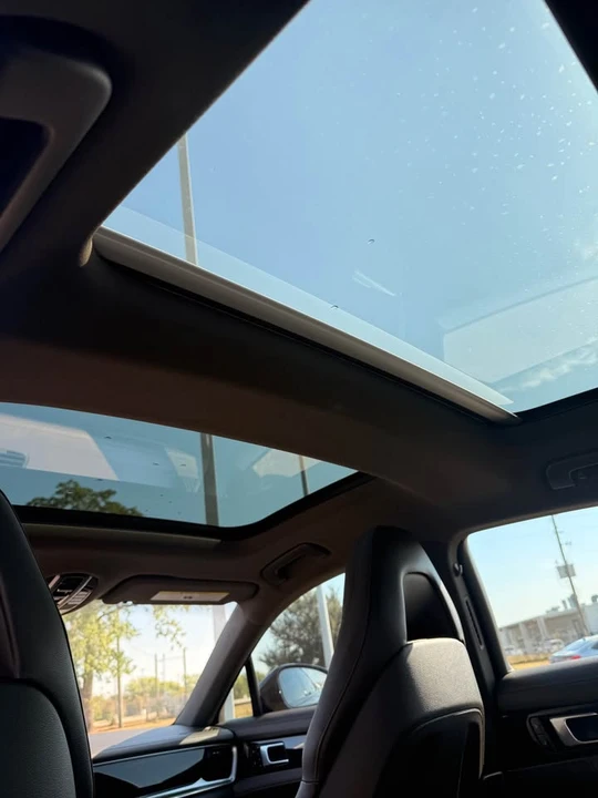 2018 Porsche 971 Panamera - Image 18 of 19