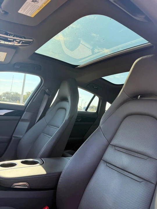 2018 Porsche 971 Panamera - Image 17 of 19