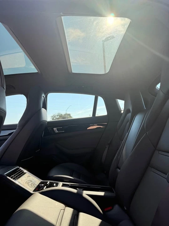 2018 Porsche 971 Panamera - Image 19 of 19