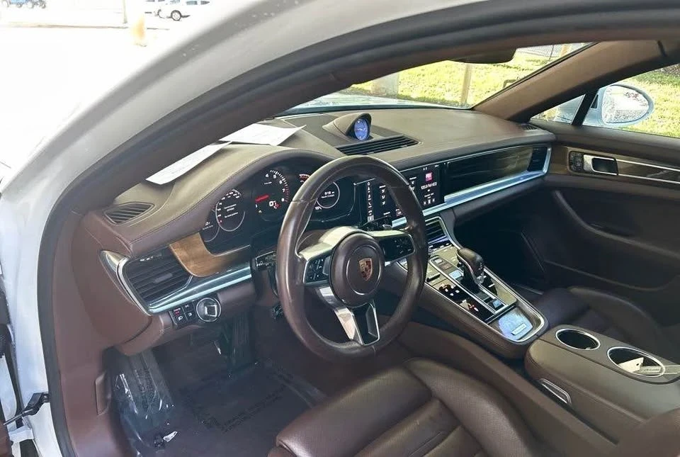 2018 Porsche 971 Panamera - Image 6 of 12
