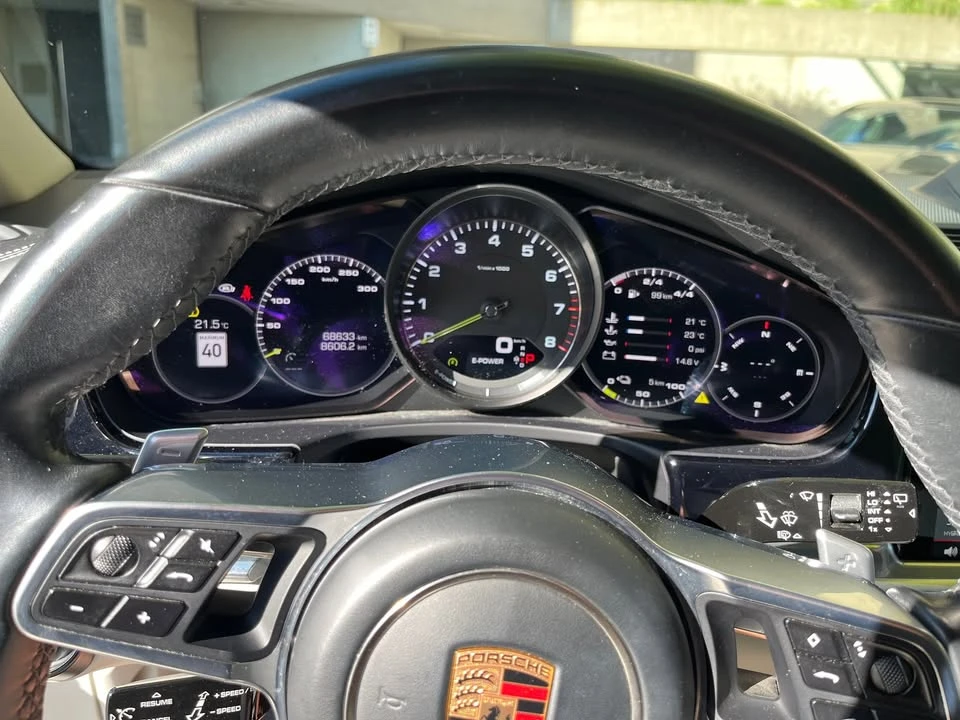 2018 Porsche 971 Panamera - Image 10 of 13