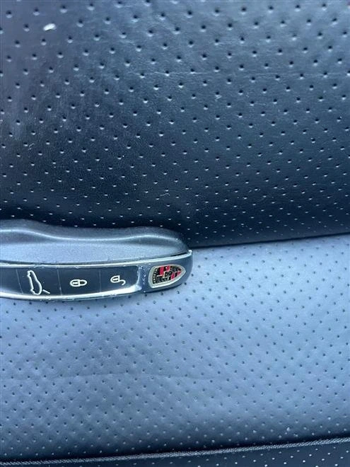 2018 Porsche 971 Panamera - Image 18 of 18