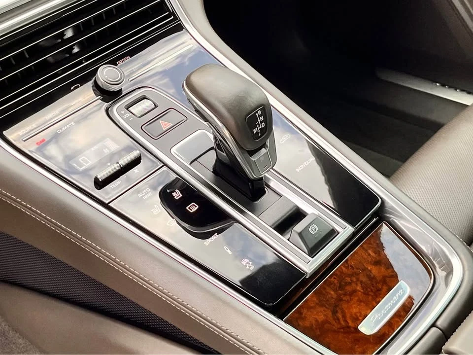 2018 Porsche 971 Panamera - Image 18 of 20