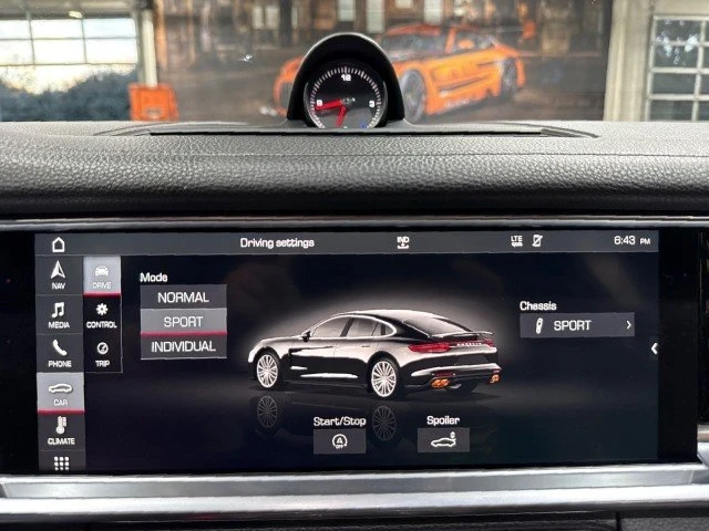 2018 Porsche 971 Panamera - Image 19 of 20