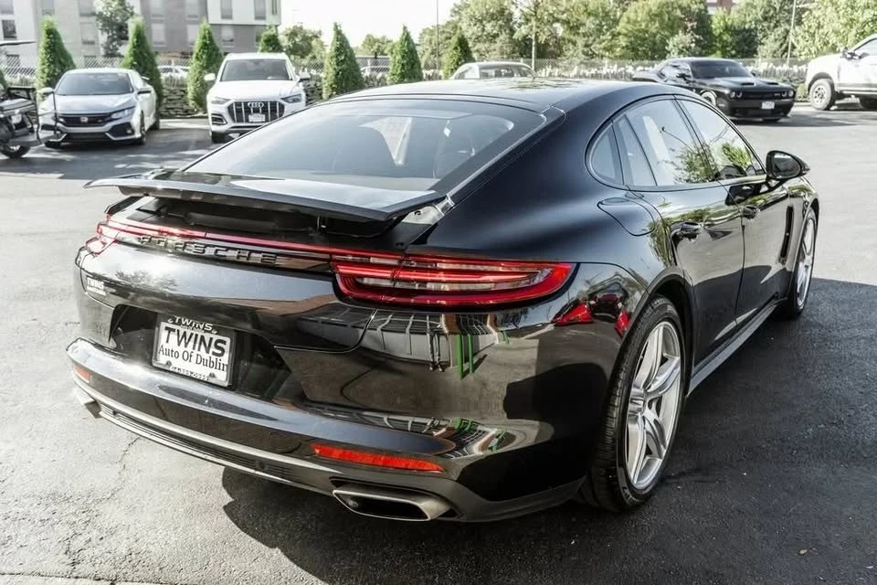 2018 Porsche 971 Panamera - Image 17 of 20