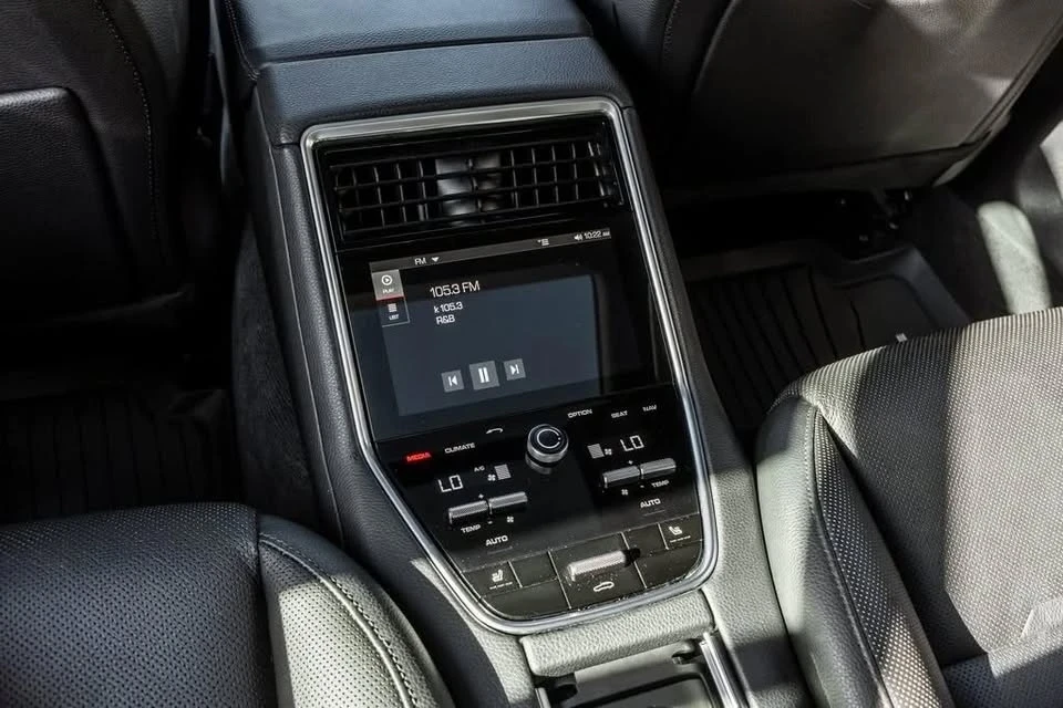 2018 Porsche 971 Panamera - Image 13 of 20