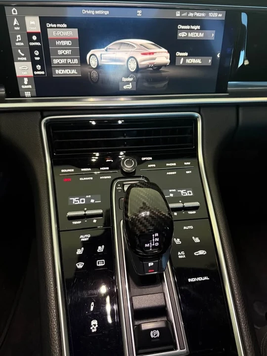 2018 Porsche 971 Panamera - Image 7 of 9