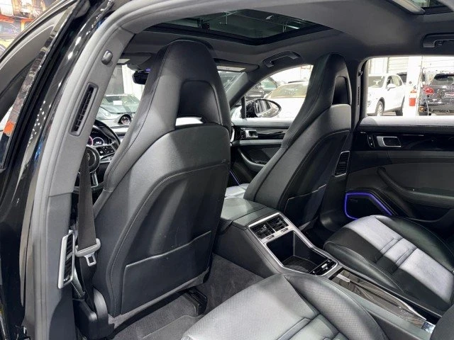 2018 Porsche 971 Panamera - Image 10 of 20