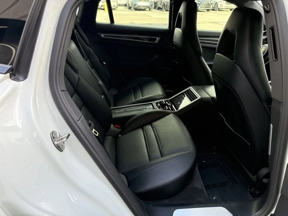 2018 Porsche 971 Panamera - Image 17 of 20