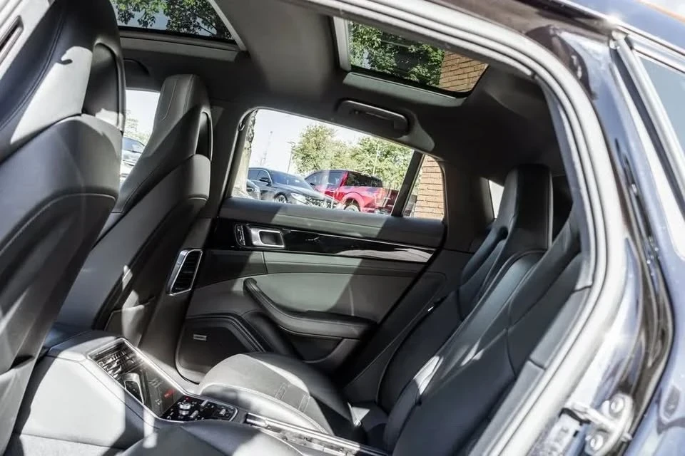 2018 Porsche 971 Panamera - Image 12 of 20