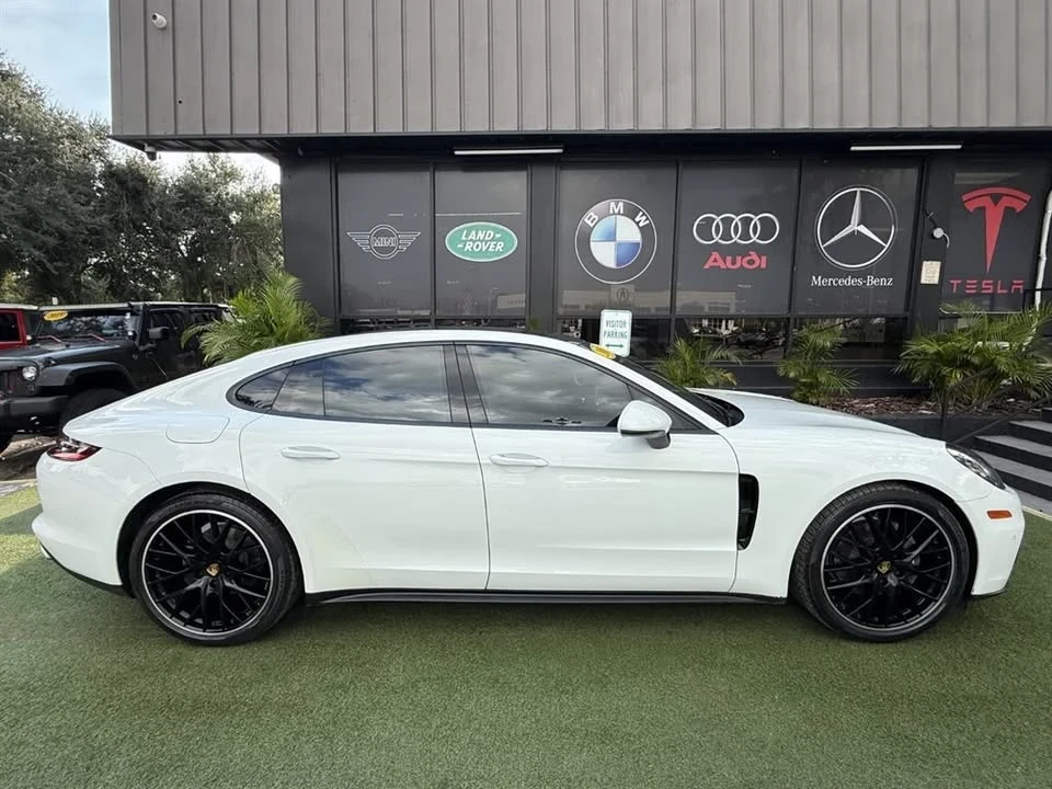 2018 Porsche 971 Panamera - Image 8 of 20