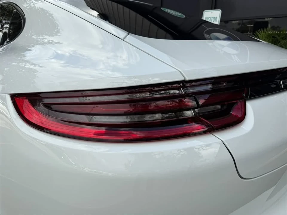 2018 Porsche 971 Panamera - Image 11 of 20