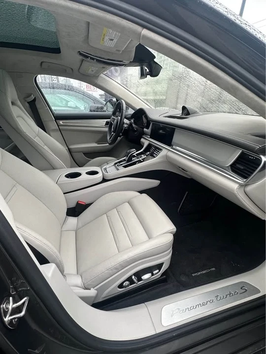 2018 Porsche 971 Panamera - Image 9 of 11