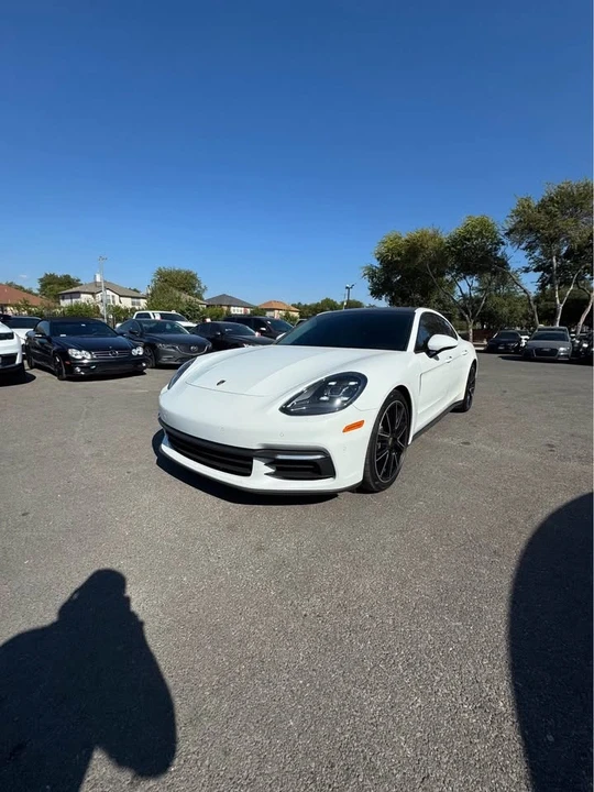 2018 Porsche 971 Panamera - Image 3 of 11