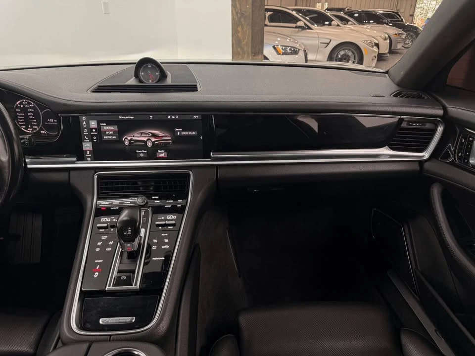 2018 Porsche 971 Panamera - Image 13 of 20