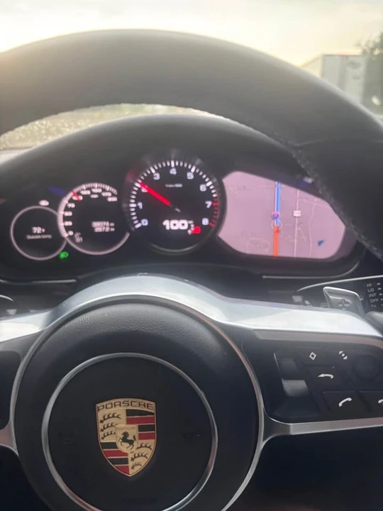 2018 Porsche 971 Panamera - Image 7 of 13