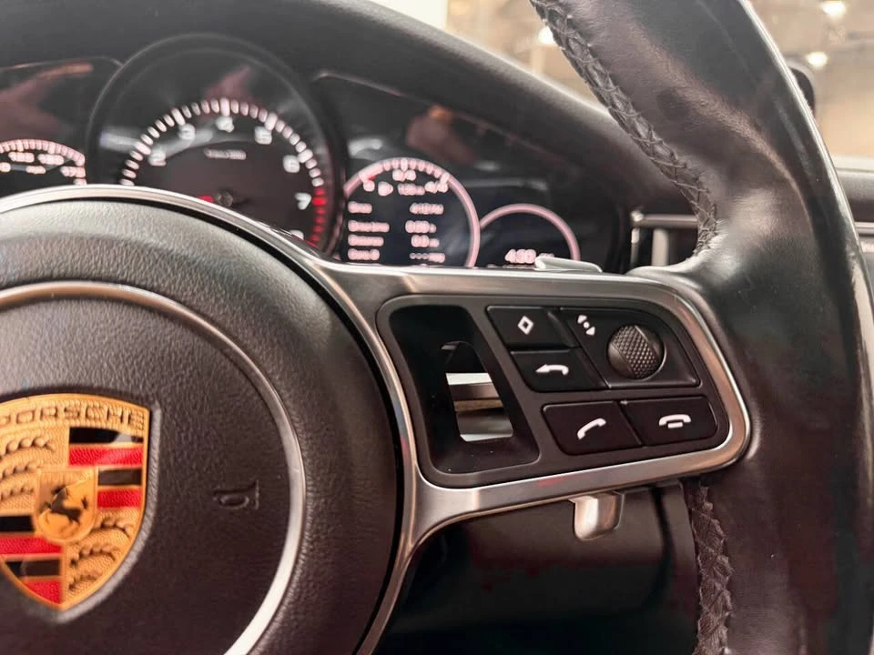 2018 Porsche 971 Panamera - Image 17 of 20