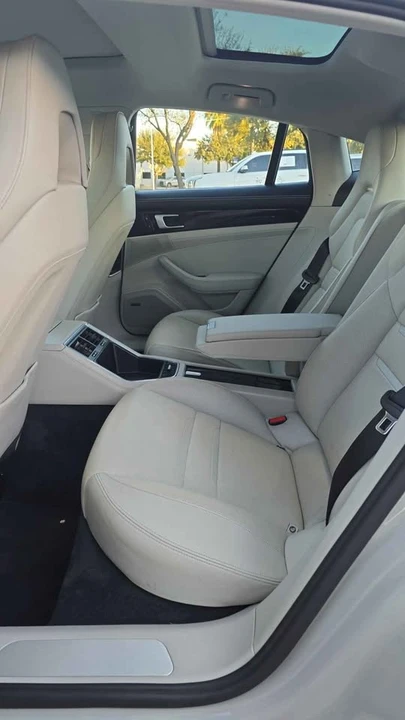 2018 Porsche 971 Panamera - Image 12 of 16