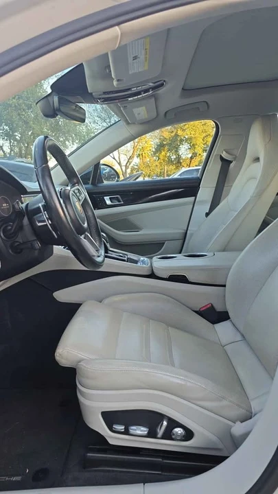 2018 Porsche 971 Panamera - Image 9 of 16