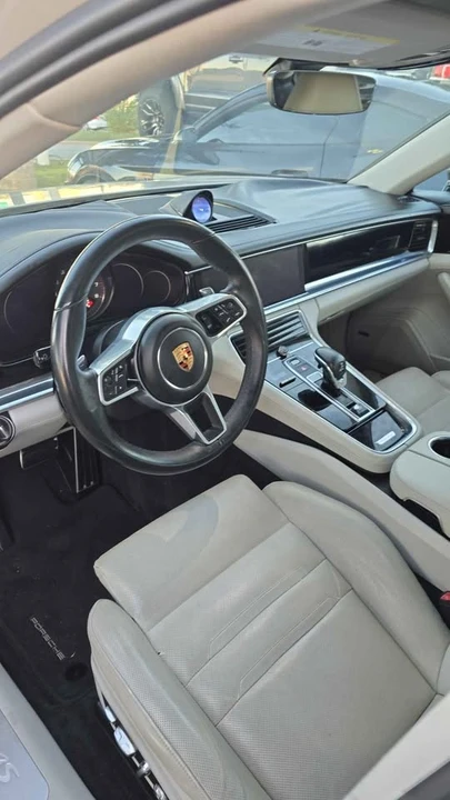 2018 Porsche 971 Panamera - Image 8 of 16