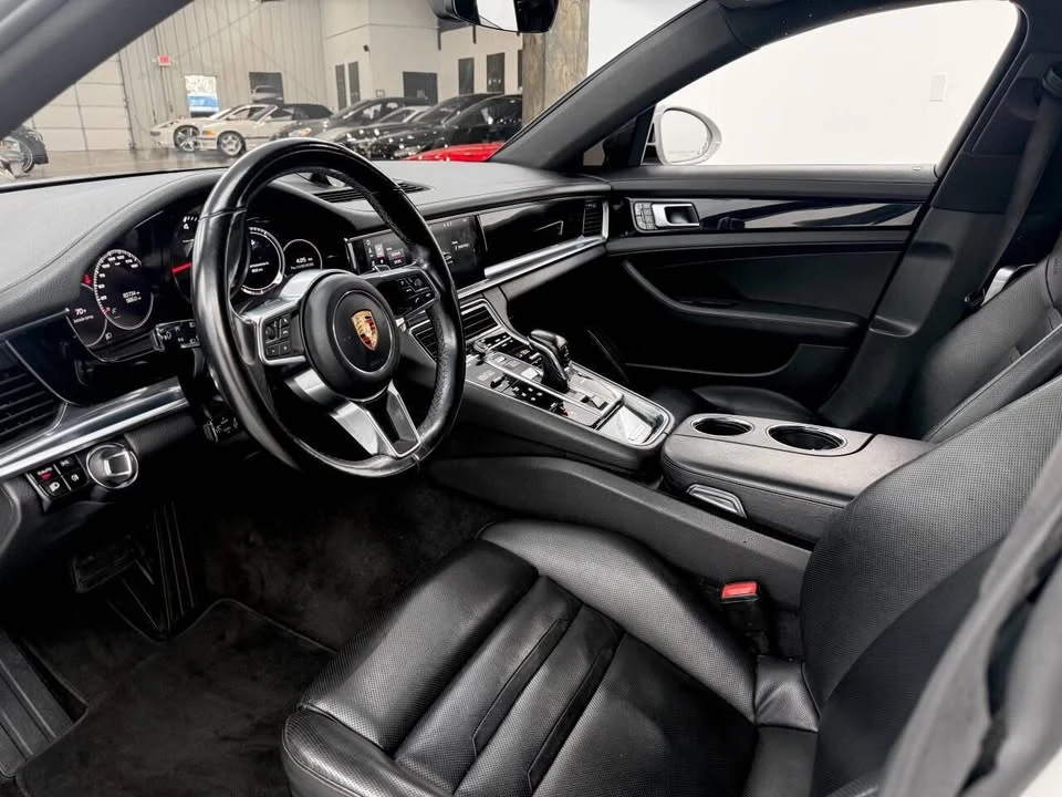 2018 Porsche 971 Panamera - Image 9 of 20