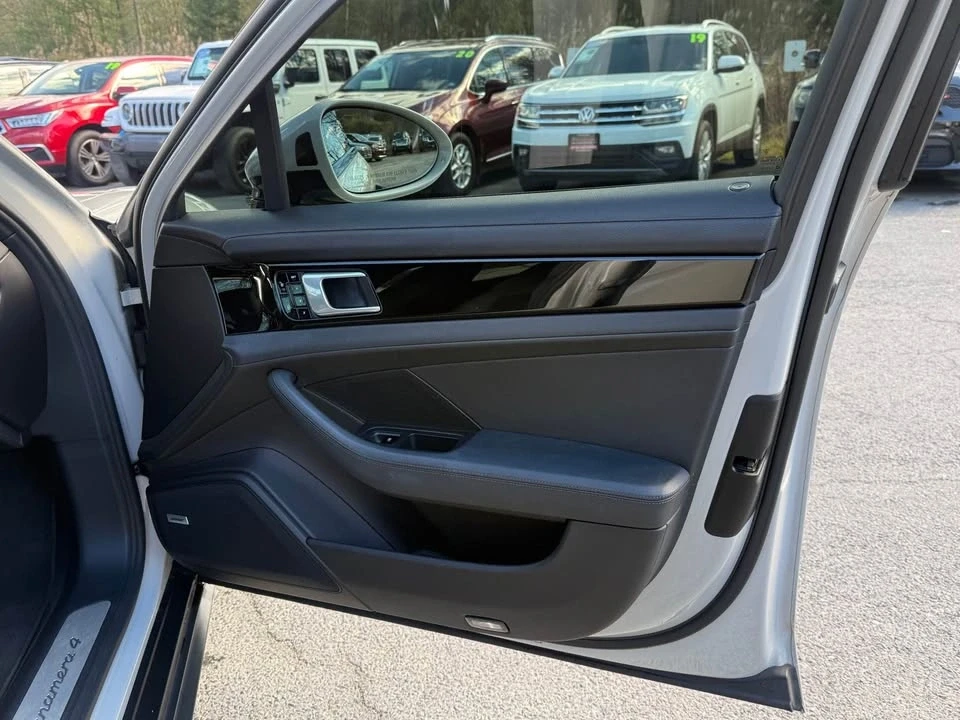 2018 Porsche 971 Panamera - Image 14 of 19