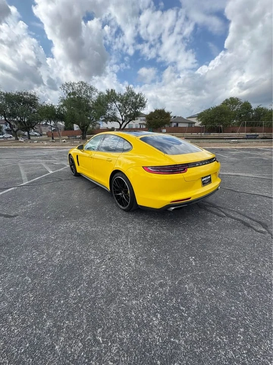 2018 Porsche 971 Panamera - Image 5 of 11