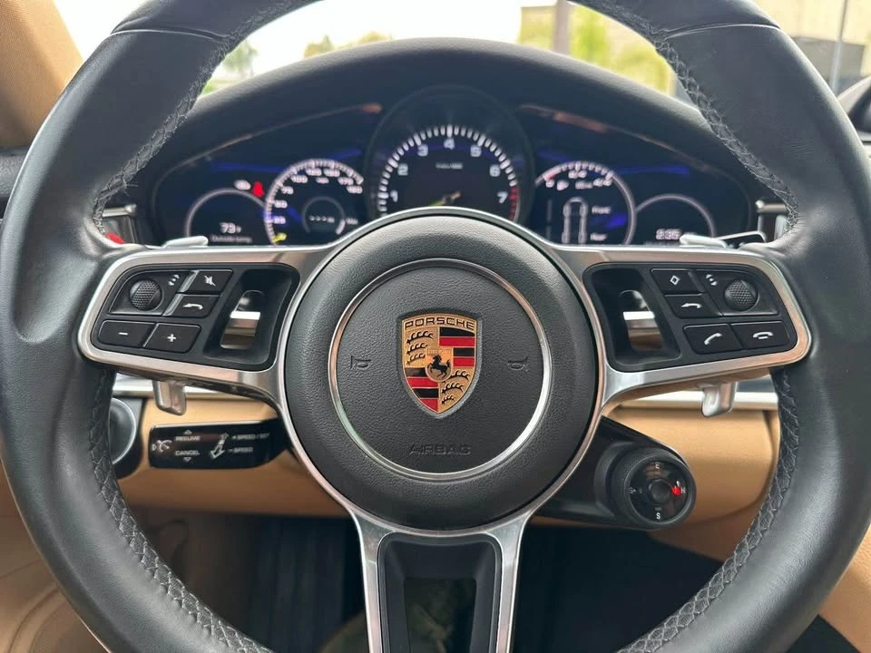 2018 Porsche 971 Panamera - Image 7 of 20